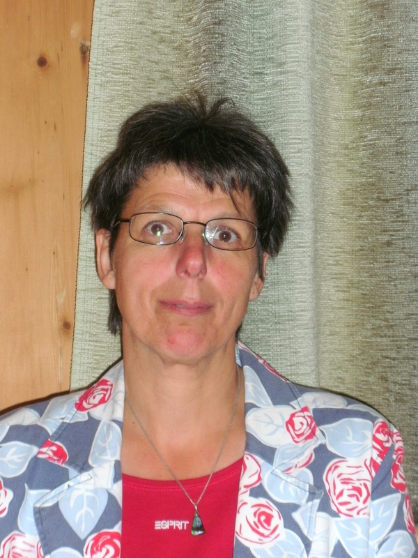 DIGITAL CAMERA